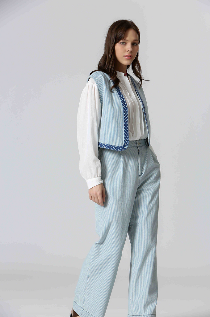 VEST LIGHT BLUE
