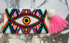 WAYUU CLUTCH