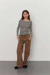 BROWN JEANS