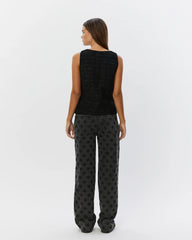 VEST BLACK