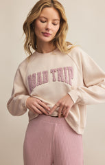 OVERSIZED ROAD TRIP SWEATSHIRT