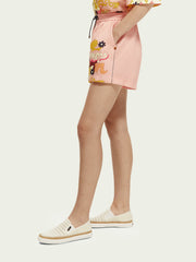 Mid rise printed shorts