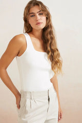 Square-Neck singlet
