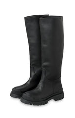 High leather boots with bulky sole