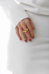 BOLD TWIST RING
