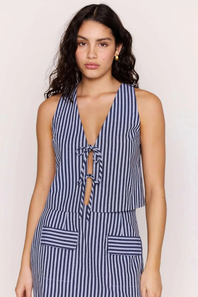 DELMAR TIE FRONT TOP