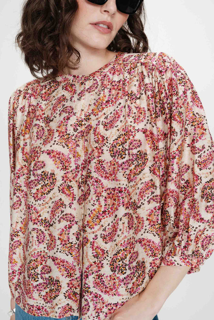 VEZIA BLOUSE