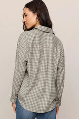 RIVER PLAID BUTTON UP