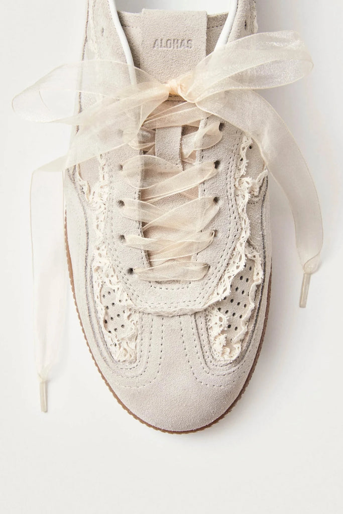 CROCHET LEATHER SNEAKERS