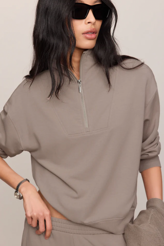 GATE CHECK SWEATSHIRT