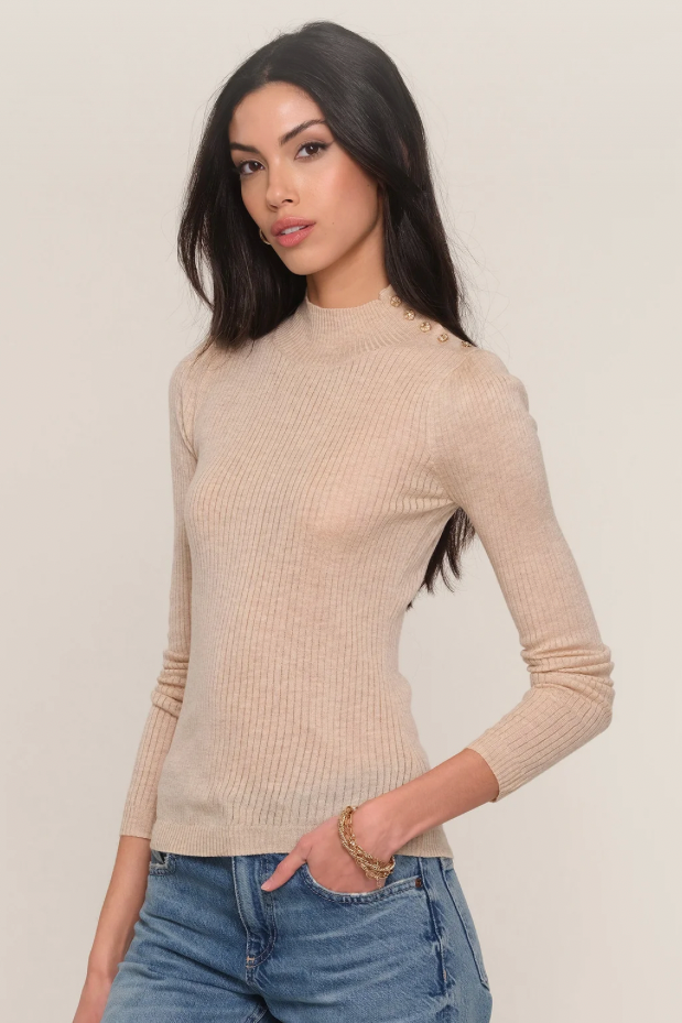 SELENA TOP