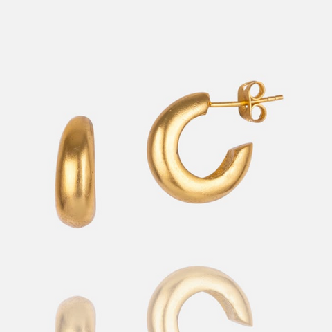 GOLD MINI HOOP EARRINGS