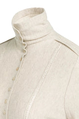 HIGH COLLAR BUTTON CLOSURE
