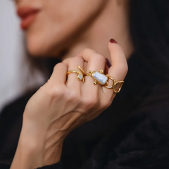 MOONSTONE COCKTAIL RING