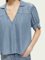 Short sleeved feminine indigo shirt